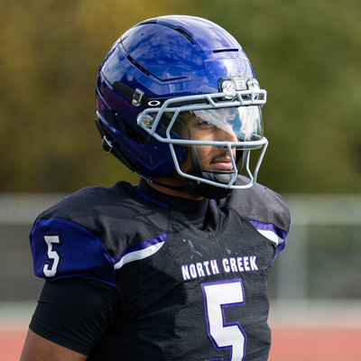Schutt F7 AIR on the field
